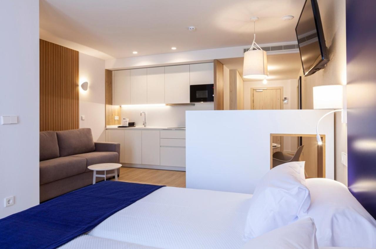 Apartamentos Mayal Con Piscina Benidorm Exteriér fotografie
